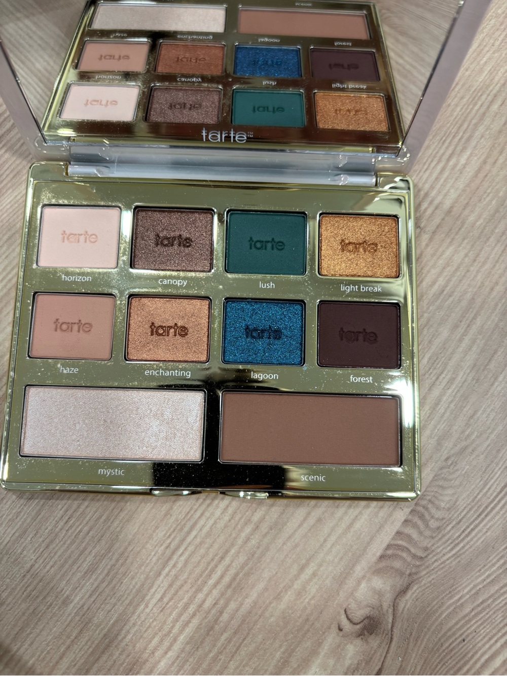 Tarte “Glamazon” 10 pan eyeshadow palette — $12 NWT. Stunning color story